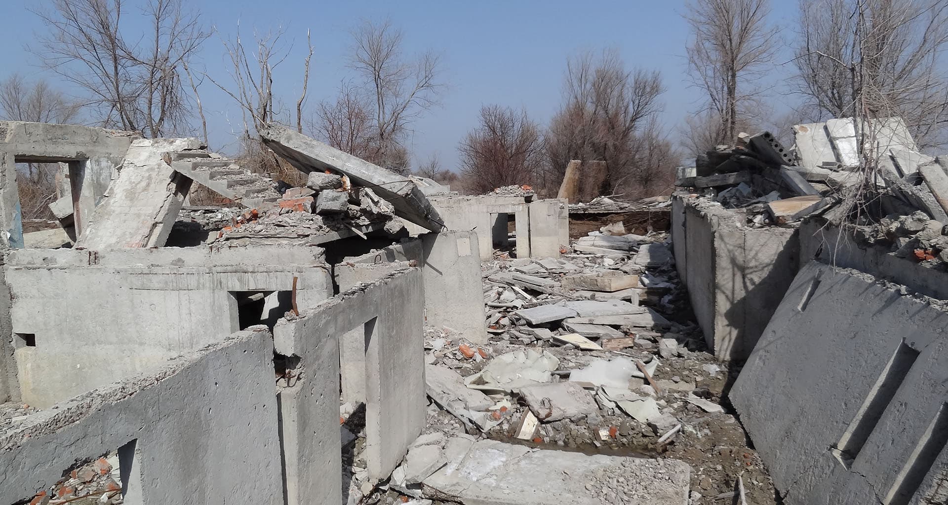 Руины лагеря "Ровесник"